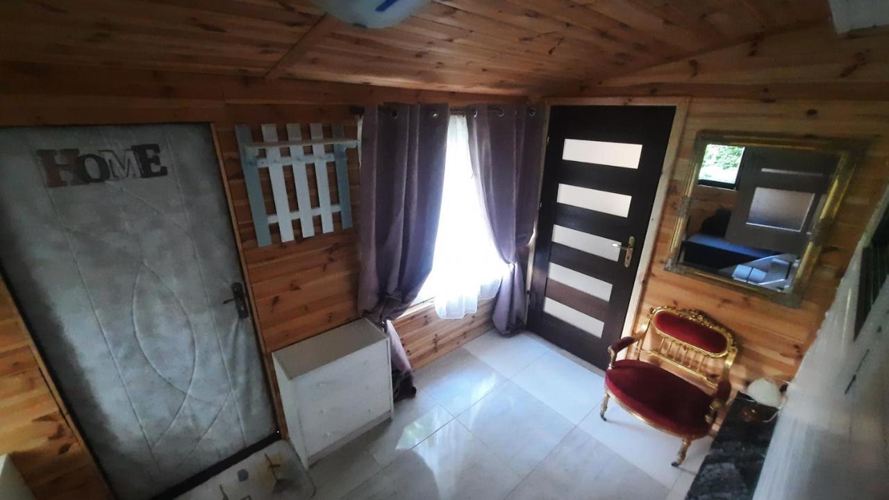 Domki Nad Jeziorem "Polwysep Suryty" Luaran gambar